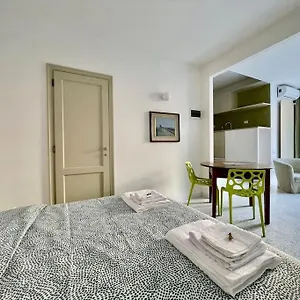 Apartment Modern Navigli, Mailand
